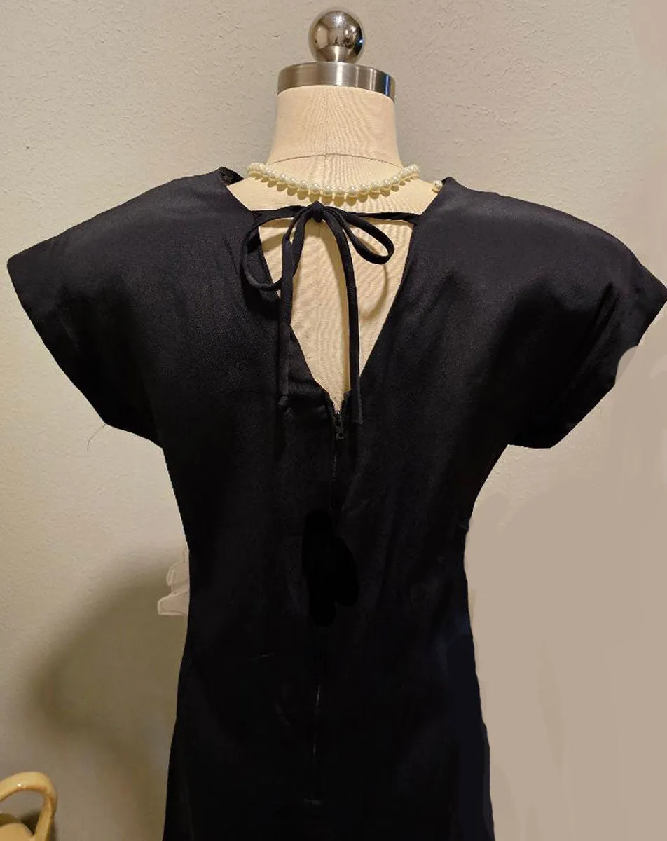 * VINTAGE '60S \ '70s BLACK CREPE DRESS WITH EMBROIDERED ORGANZA & SEQUIN FLOWERS AND V NECK BACK