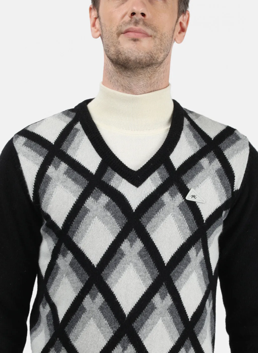 Men Black & White Solid Pullover