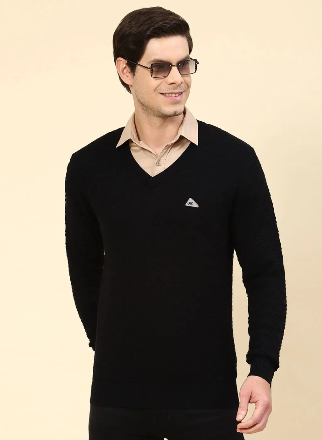 Men Black Self Design Pure wool Pullover