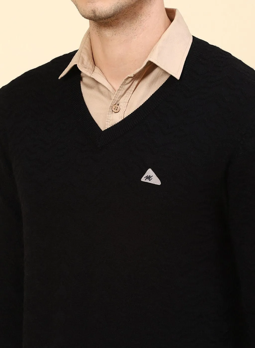 Men Black Self Design Pure wool Pullover