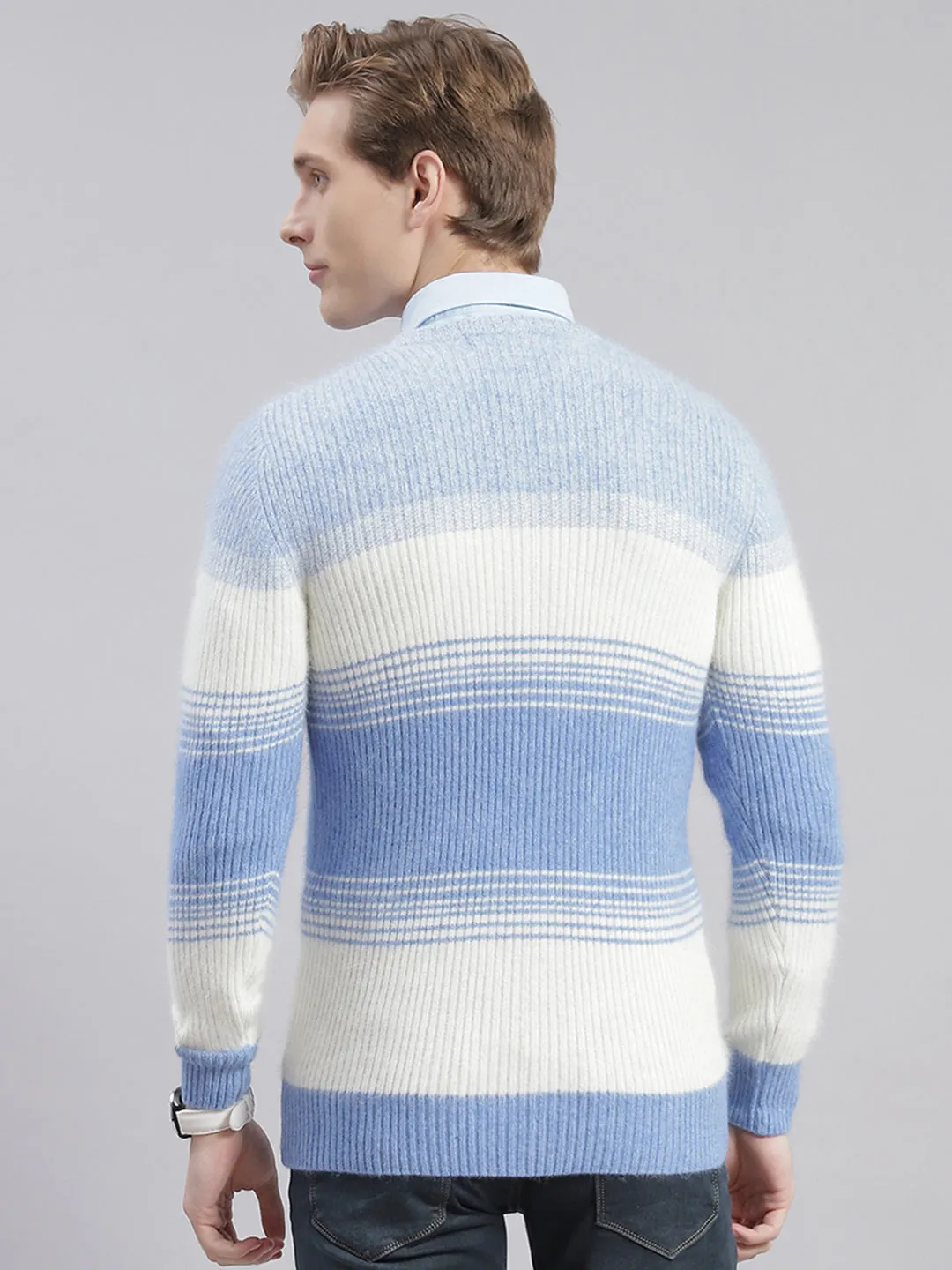 Men Blue Stripe V Neck Full Sleeve Sweaters/Pullovers