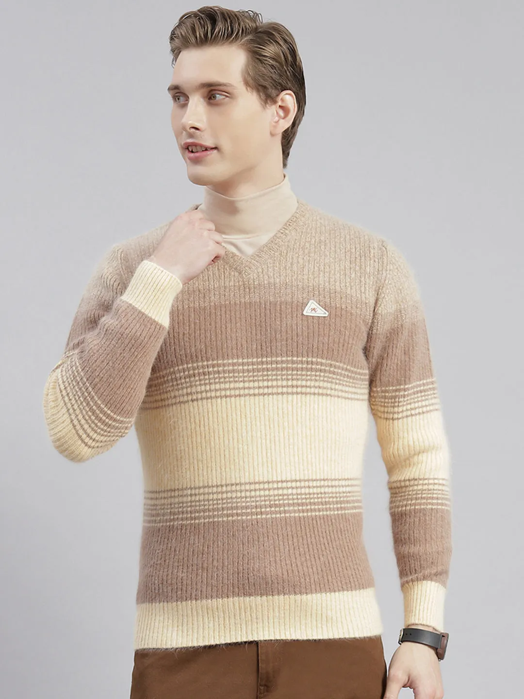 Men Brown Stripe V Neck Full Sleeve Sweaters/Pullovers