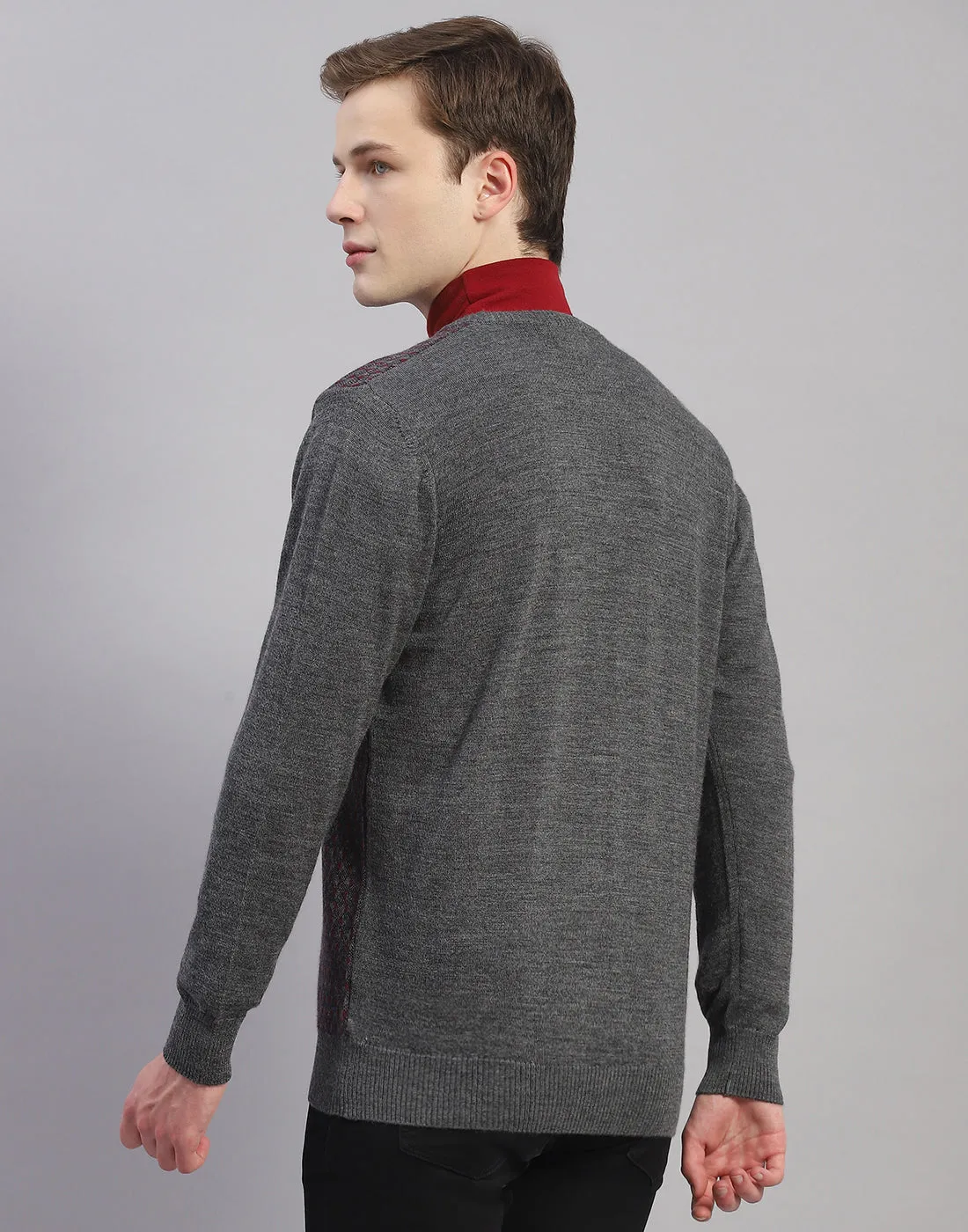 Men Grey Self Design V Neck Full Sleeve Pullover