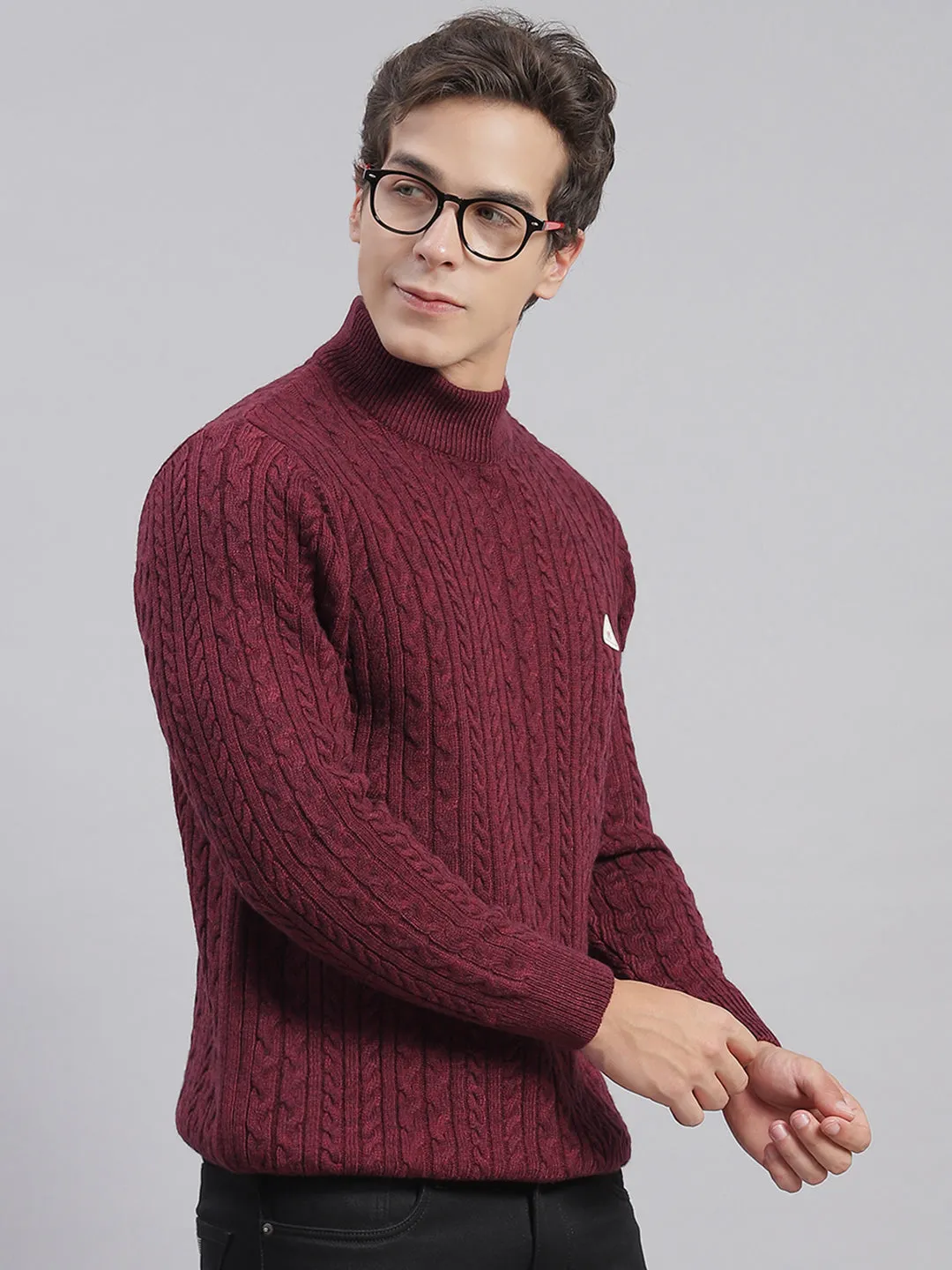 Men Maroon Self Design T Neck Full Sleeve Sweaters/Pullovers