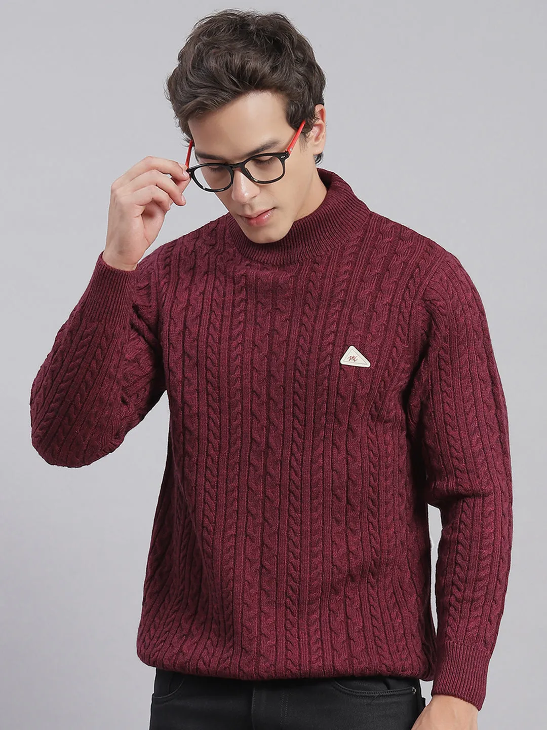 Men Maroon Self Design T Neck Full Sleeve Sweaters/Pullovers