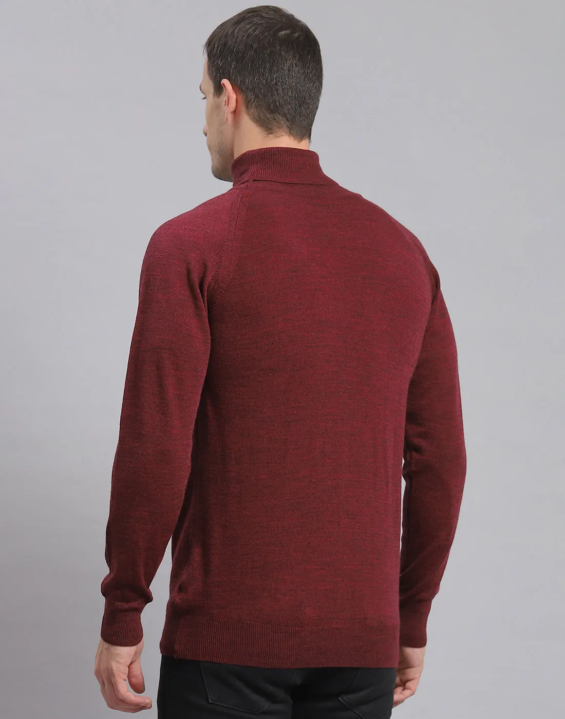 Men Maroon Solid H Neck Full Sleeve Sweater