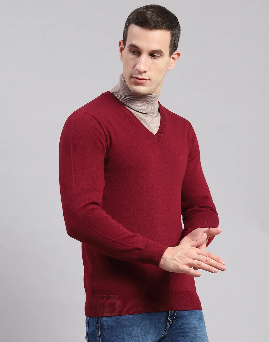 Men Maroon Solid V Neck Full Sleeve Sweaters/Pullovers