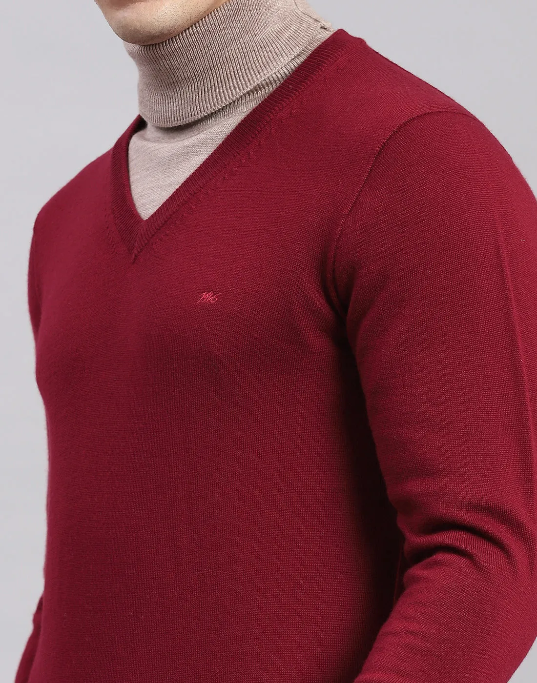 Men Maroon Solid V Neck Full Sleeve Sweaters/Pullovers