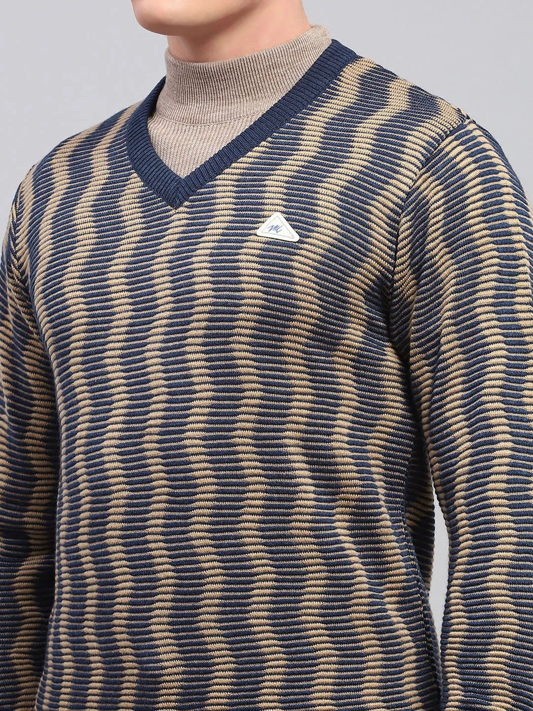 Men Navy Blue & Beige Self Design V Neck Full Sleeve Pullover