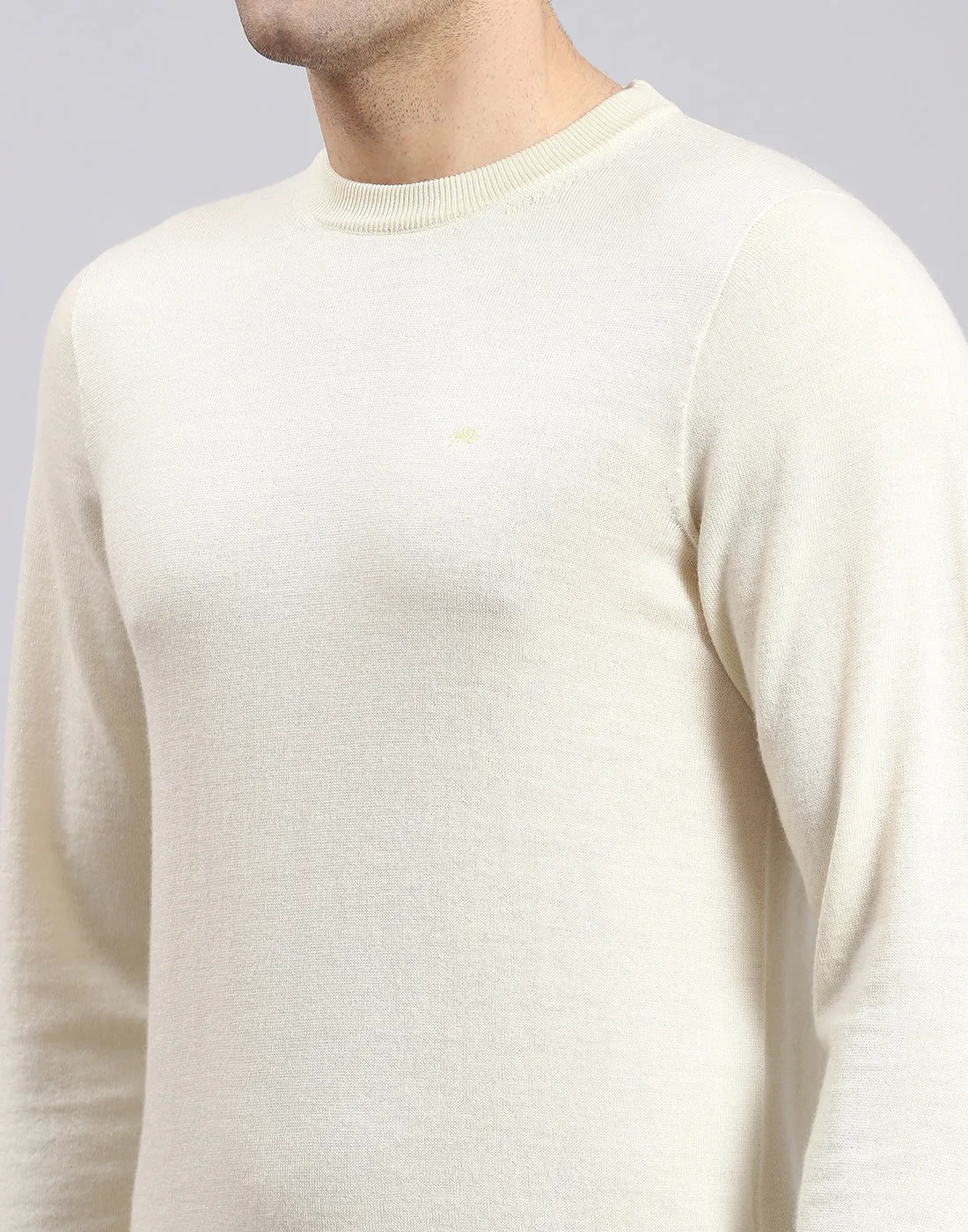 Men Off White Solid Round Neck Full Sleeve Pullover