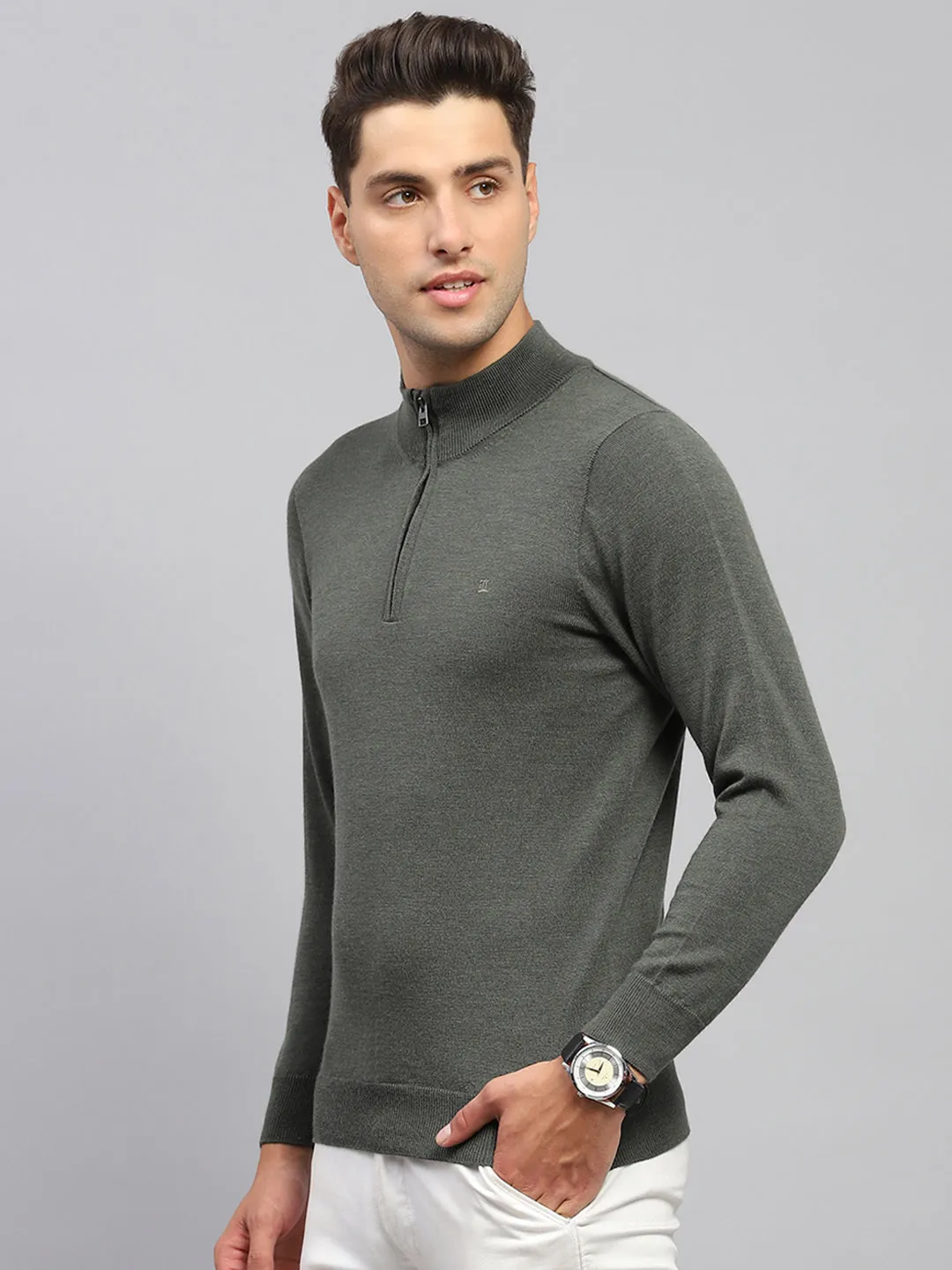 Men Olive Solid Mock Neck Full Sleeve Pullover