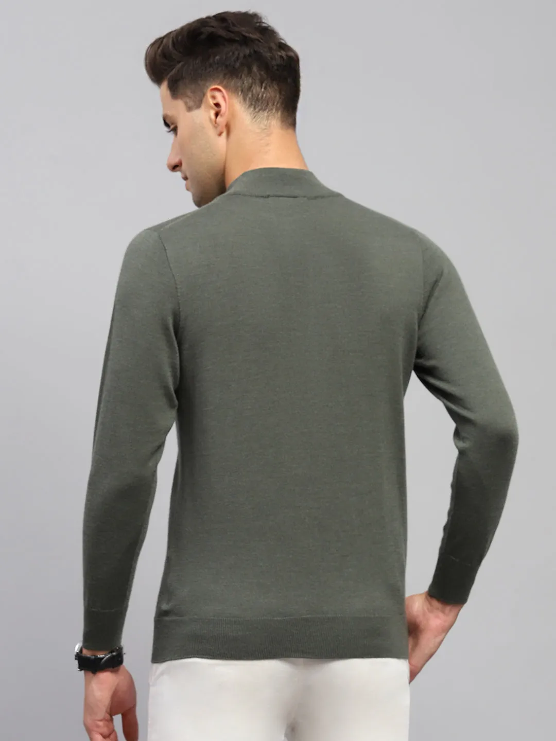 Men Olive Solid Mock Neck Full Sleeve Pullover