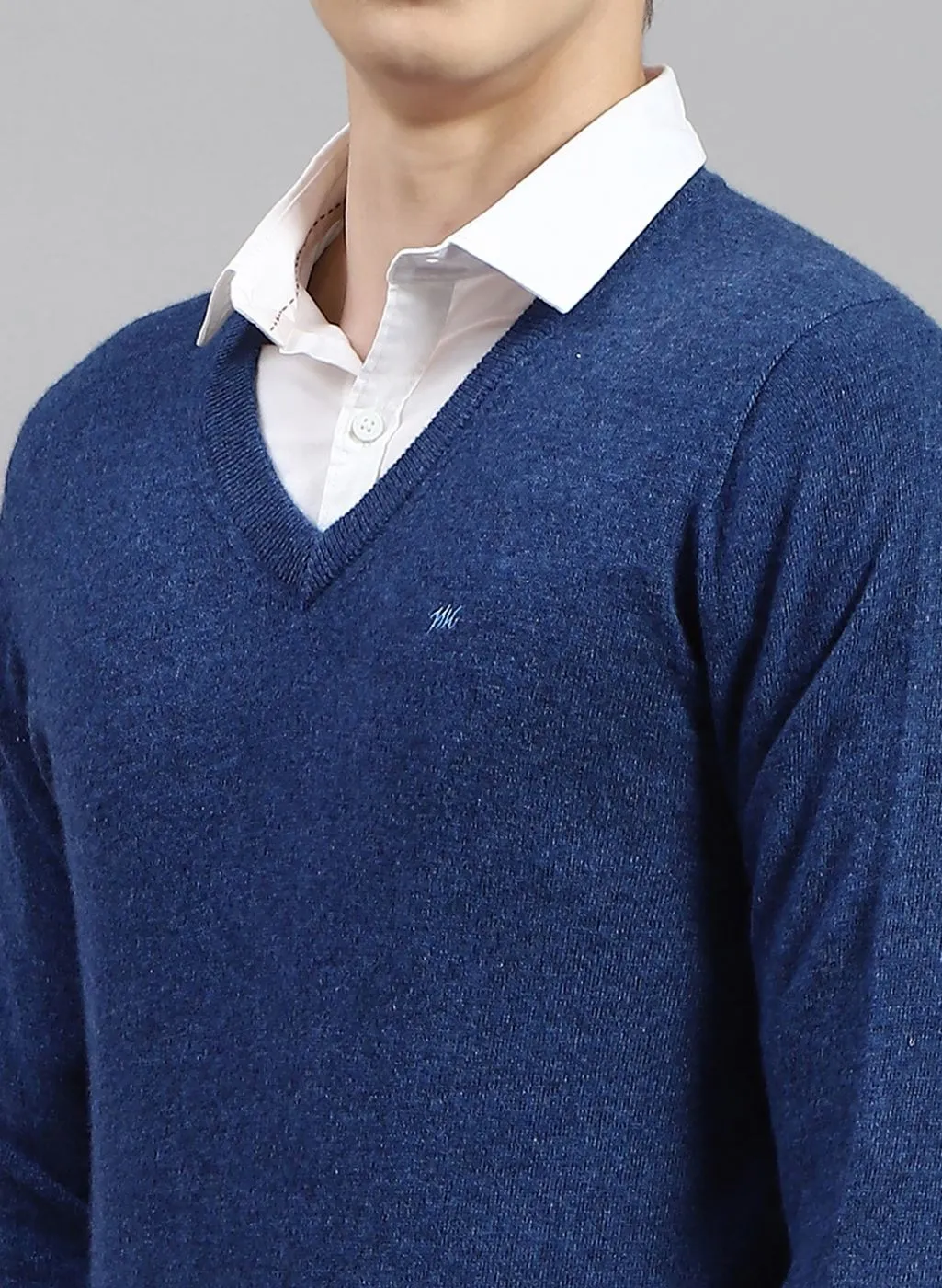 Men Royal Blue Solid Lamb wool Pullover