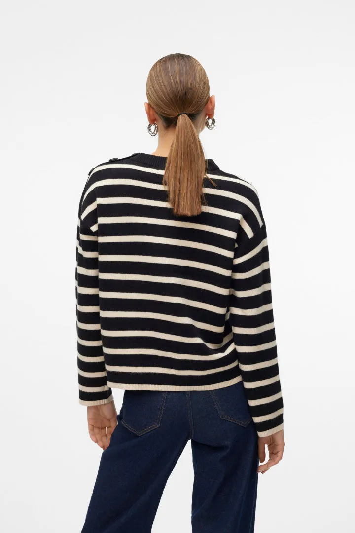 Saba O-Neck Button Pullover