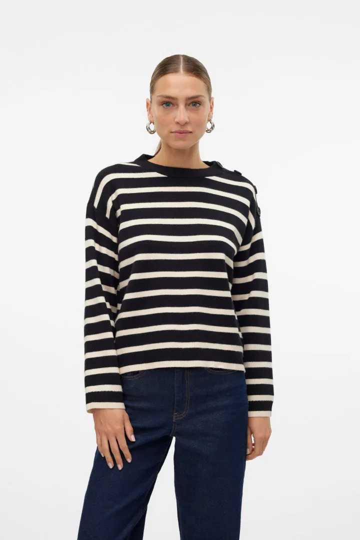 Saba O-Neck Button Pullover