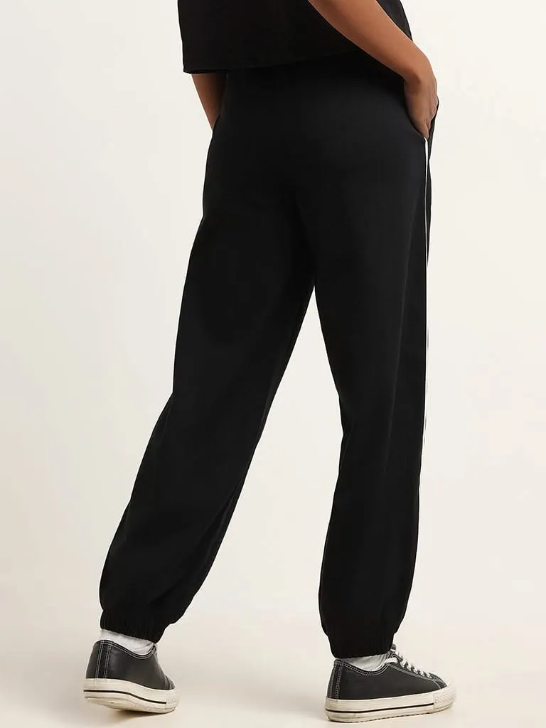 Studiofit Black Mid Rise Straight Fit Joggers