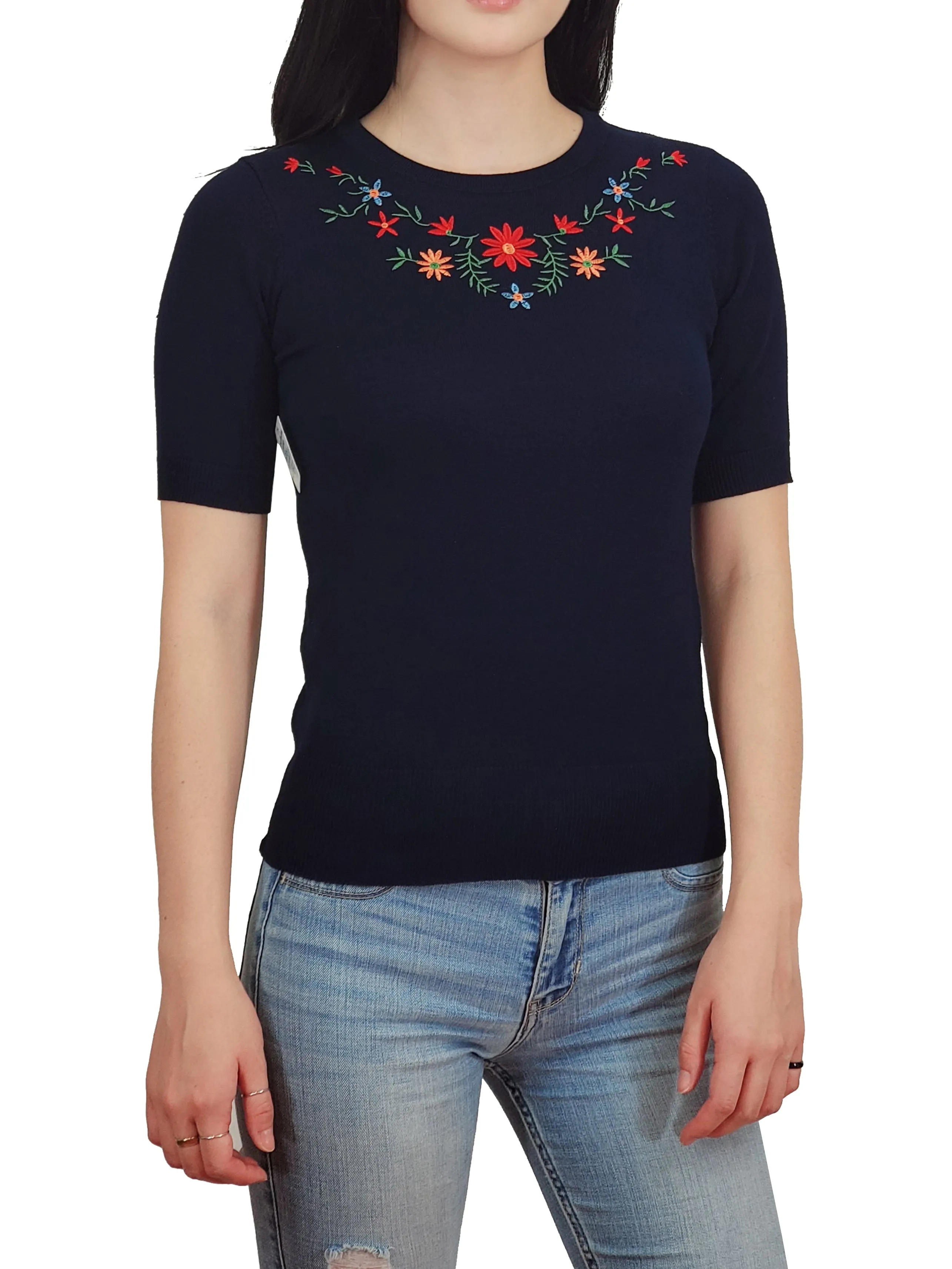 YEMAK Women's Daisy Flower Embroidered Crewneck Casual Knit Pullover Sweater MK3664EMBO (S-L)