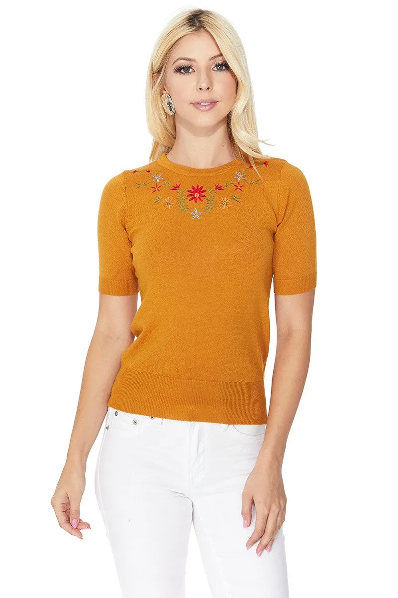 YEMAK Women's Daisy Flower Embroidered Crewneck Casual Knit Pullover Sweater MK3664EMBO (S-L)